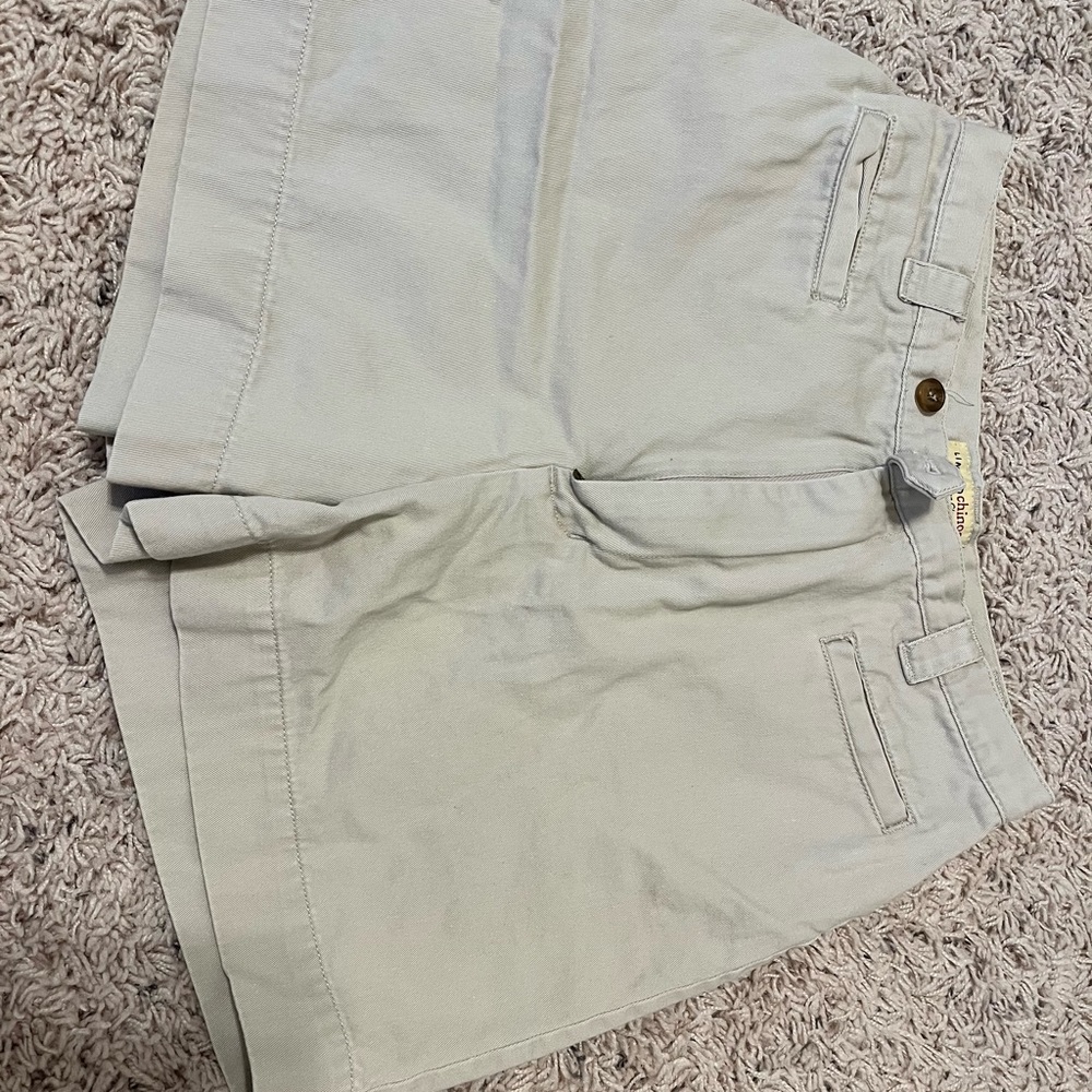 Limited chinos women’s size 6 in very good condition.